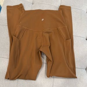 Align 25” pocket leggings